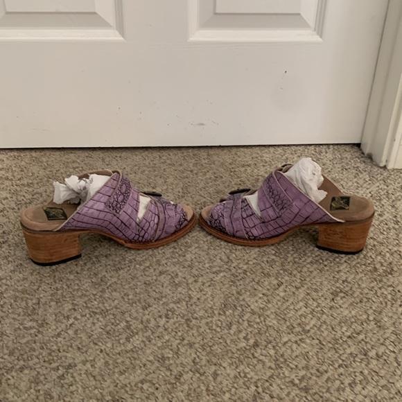 Freebird purple Lavendar Caprice boho wood stacked heel sandals sz 6 - Picture 4 of 7